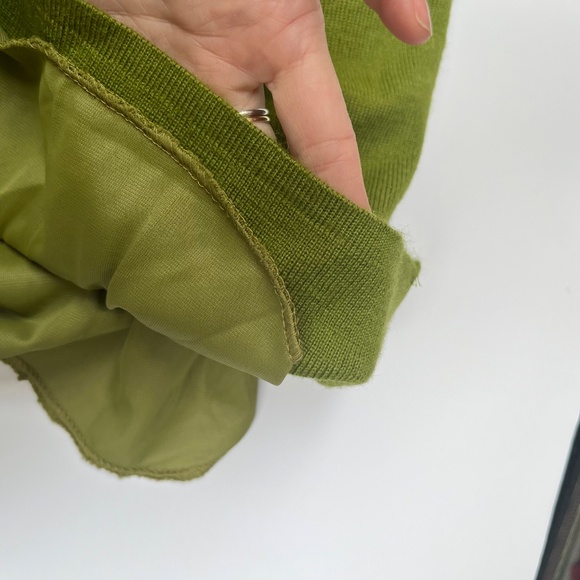 Vintage Kasha de Rodier 80s Women's Wool Sweater Skirt, Olive Green, Size 8 - Picture 9 of 9